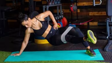 Six-Pack Boot Camp Workout : Routine de base complète en mini-bande