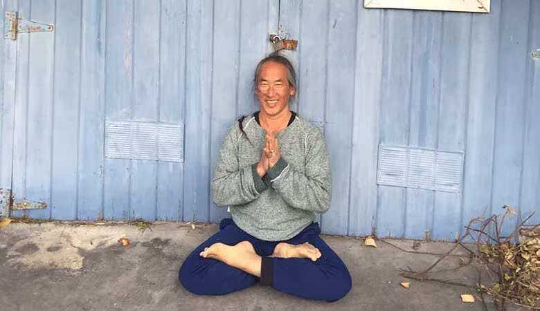 Les 10 meilleures postures de yoga de Rodney Yee à pratiquer quotidiennement